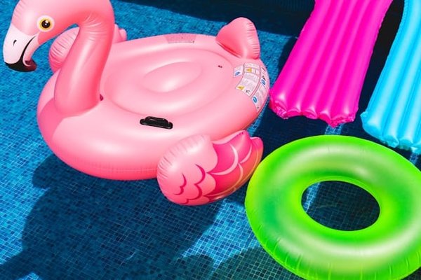 comment rendre votre piscine plus sécurisée pour les enfants