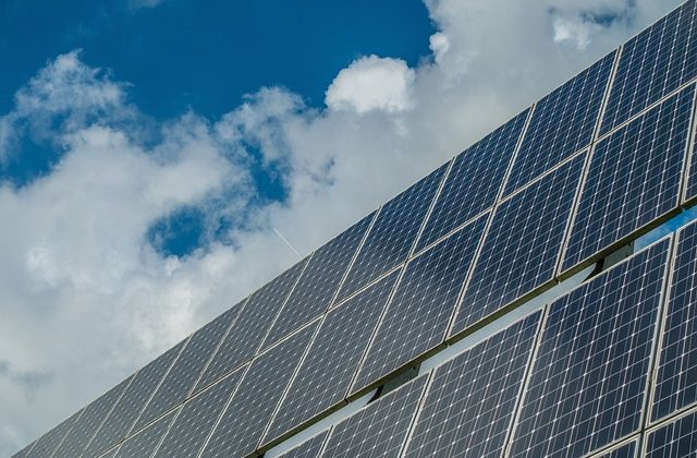 Comment stocker l’énergie de ses panneaux solaires ?